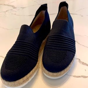 Adrienne Vittadini slip on wedge shoes